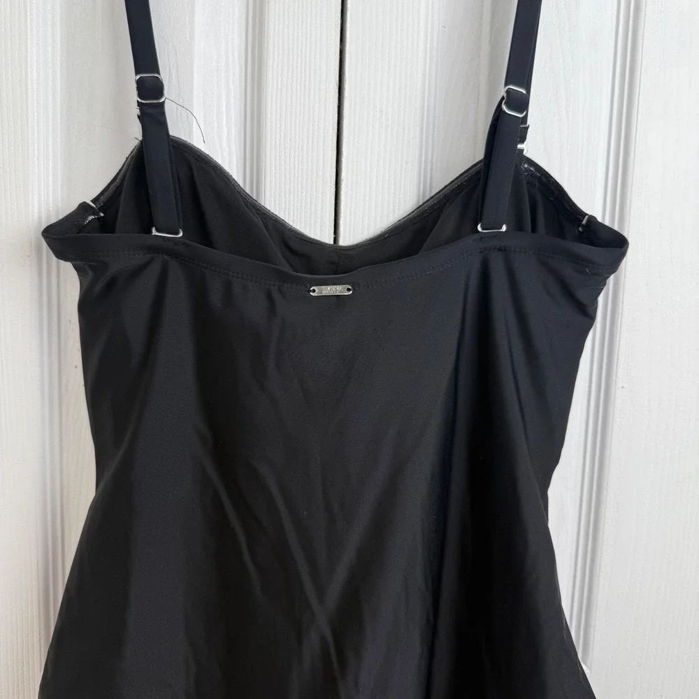 DKNY Ruched One Piece Swimsuit XL Black Slimming Minimalist Chic Resortwear - Picture 5 of 6
